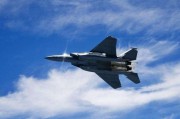 se01短视频日韩
:F-15系列战斗机有一个不太著名的改进型，就是F-15SE“沉默鹰”战斗机，研发背景如何？