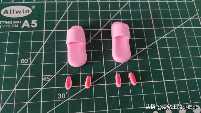 彩泥制作玩具视频
:怎么做粘土玩具？  第6张