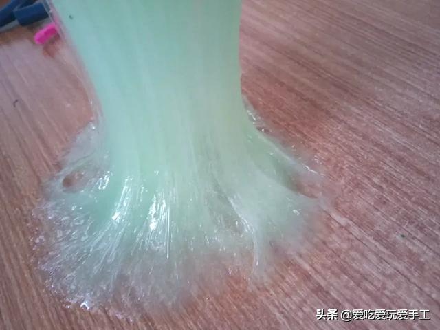 水晶泥怎么做的视频
:怎么用水晶泥制作史莱姆？  第5张