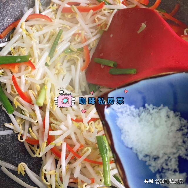 豆芽的制作视频
:绿豆豆芽怎样做好吃？  第9张