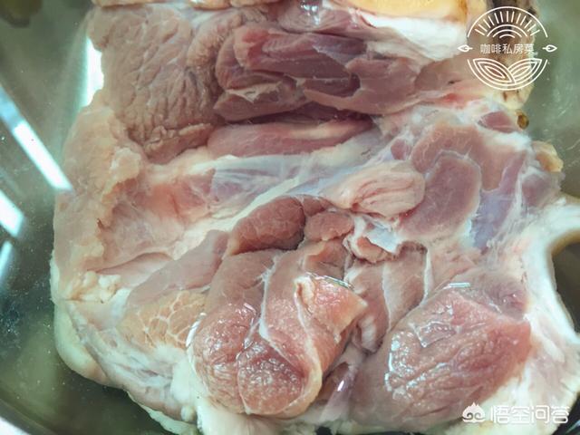 肉皮冻的制作方法视频
:肉皮冻怎样做好吃？  第3张