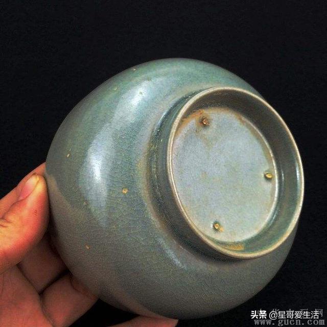 钵的制作视频
:汝窑钵是印模制作的吗？怎么发展的？  第2张