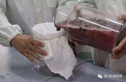 葡萄酒的制作方法视频
:怎样自制葡萄酒？  第7张