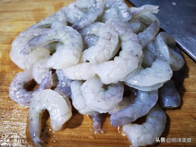 如何制作虾滑视频
:冰冻虾仁能做虾滑吗？  第5张