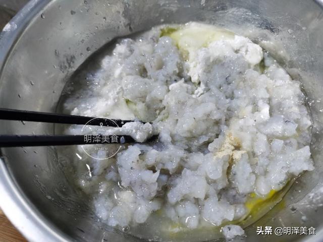 如何制作虾滑视频
:冰冻虾仁能做虾滑吗？  第9张