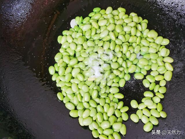 青豆泥的做法视频教程
:肉末炒青豆怎么做才更好吃？  第8张